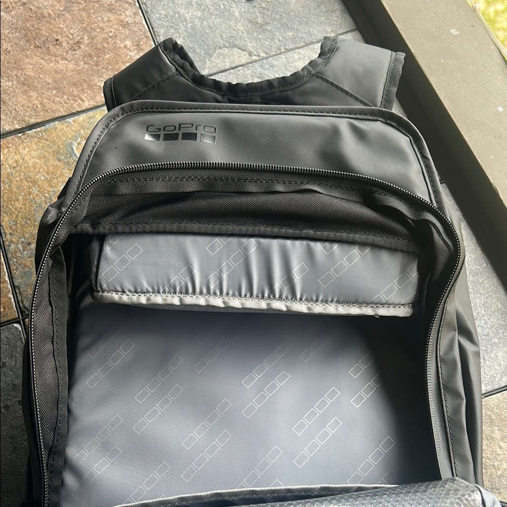 GoPro Black Backpack Sleek Durable Design - Picture 2 of 3